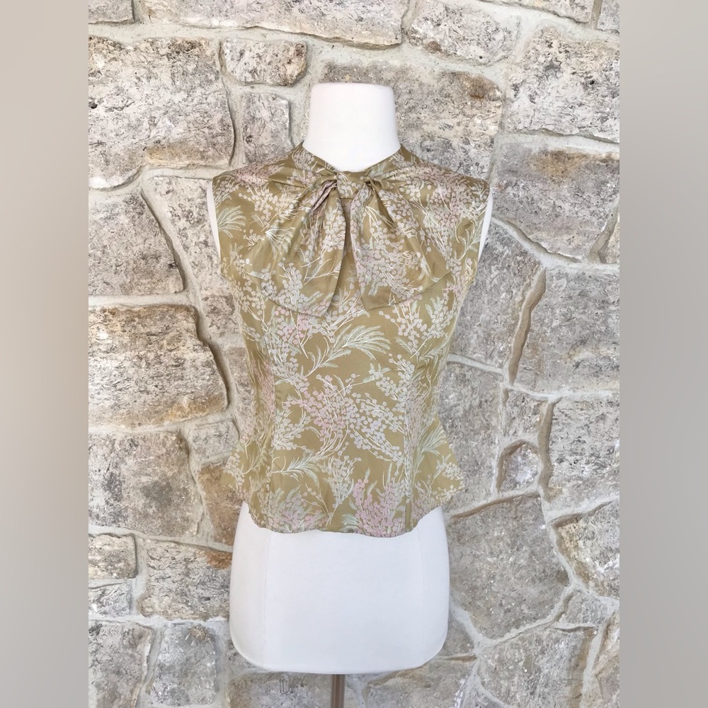 Vintage 1960s 1970s Beautiful Pastel Floral Silk Back Button Blouse with Bow - Picture 11 of 15